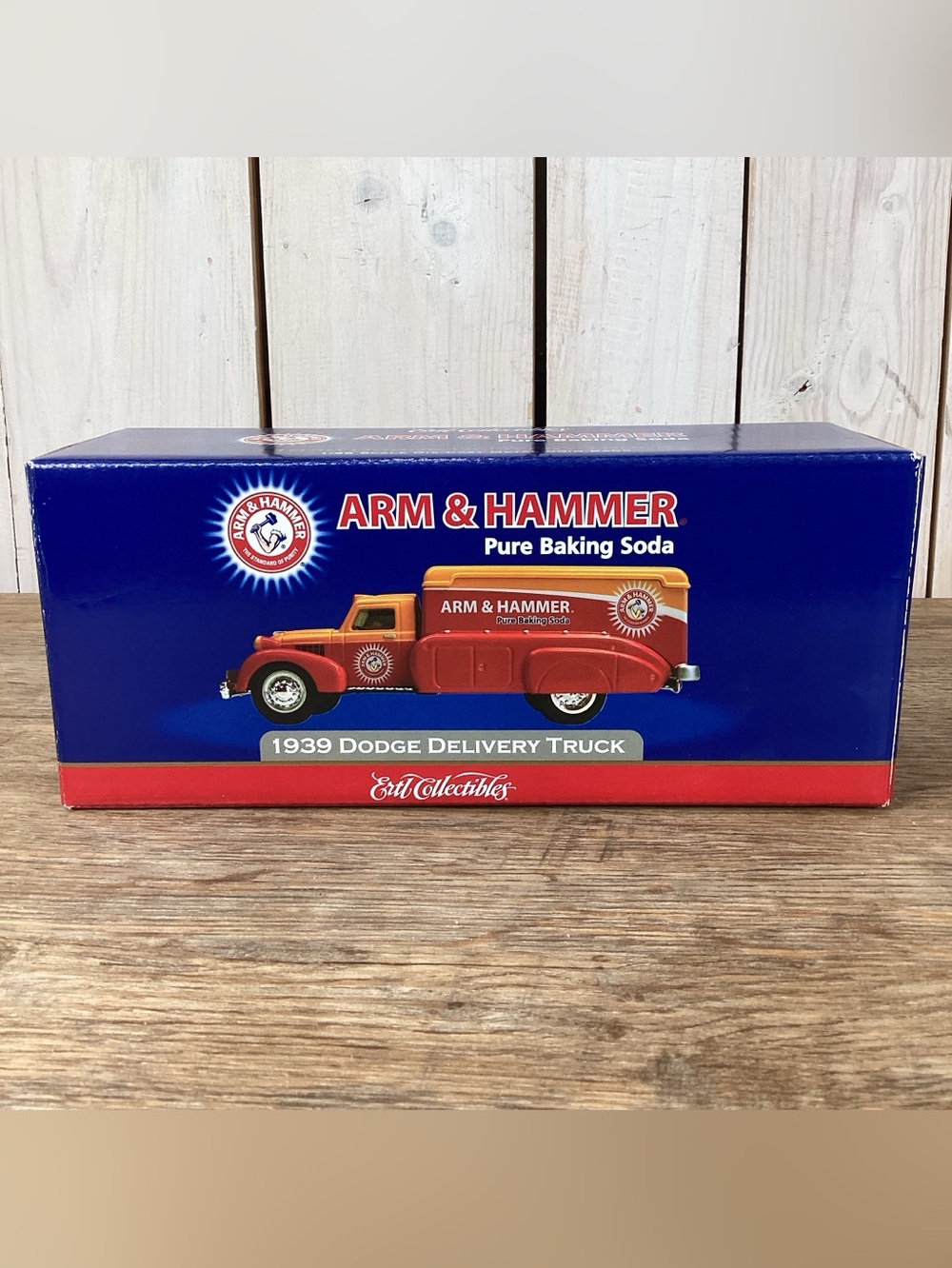 NIB Promo Die Cast Car Arm & Hammer Bank, 1939 Dodge Delivery Truck 1:25 Scale